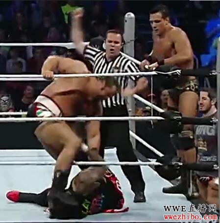 WWE.Smackdown��20151223�� �����ط�WWE.Smackdown��20151223��ƽ��ҹ��ս